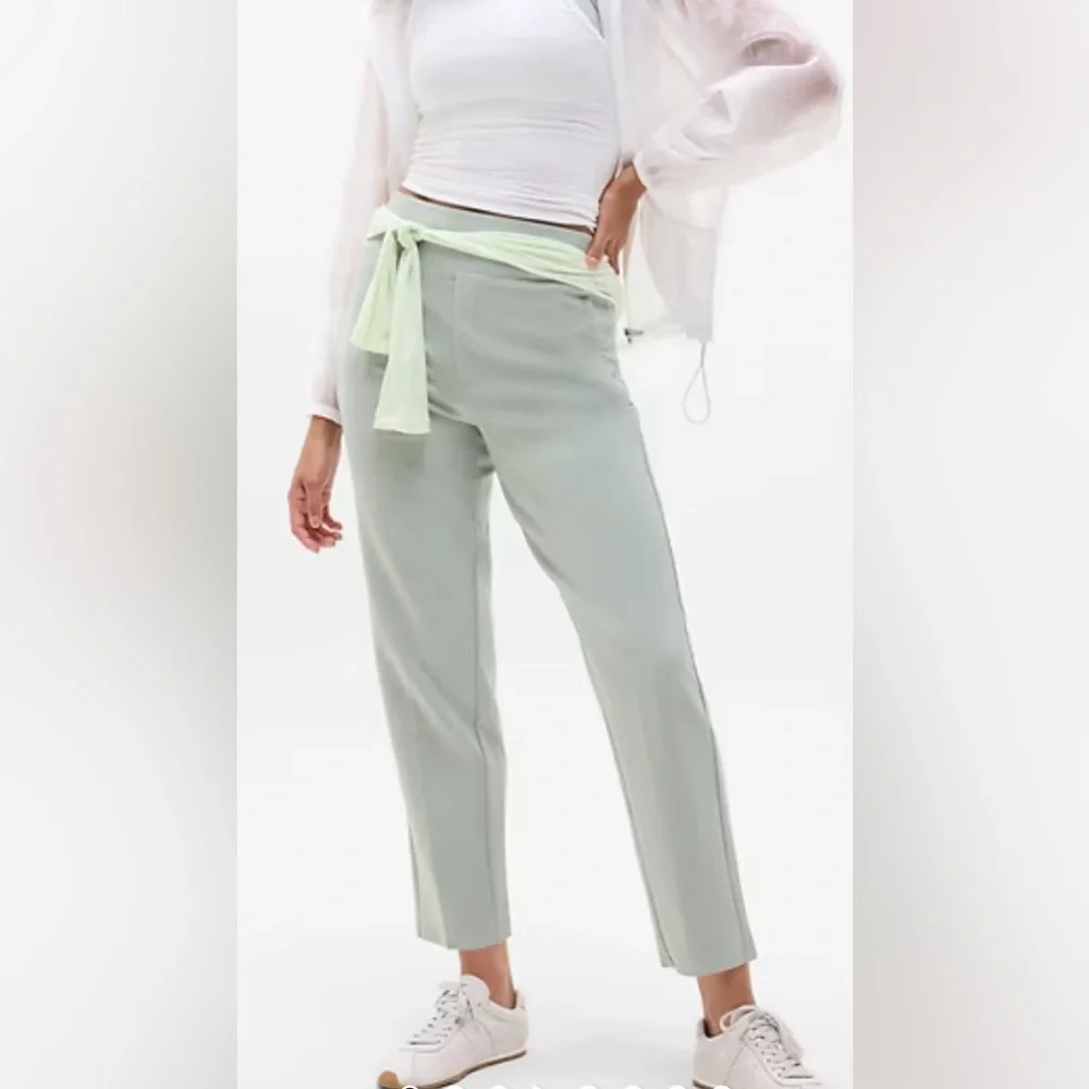 Athleta Women's Endless High Rise pale lavender Pants size 12 - Picture 15 of 16